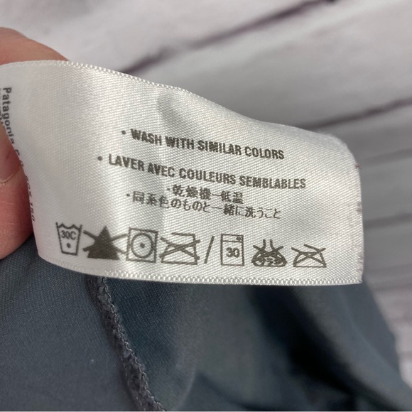 PATAGONIA Womens Bandha Dress Gray Twist Front Cap Sleeves Stretch SZ M Qck Dry - Picture 7 of 8